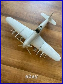 118 scale Hawker Typhoon Model Kit-Disassembled and Unpainted