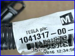 12-20 Model S Front Left Exterior Side View Door Mirror 1041317 (for parts)