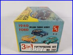 1940 Ford Deluxe Tudor Sedan AMT 125 Model Kit 240 Parts Lot