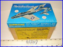 1957 Hobby-Time Republic F-84F THUNDERSTREAKS with V-Formation Stand OBSCURE