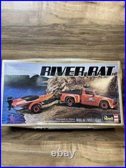 1970s REVELL RIVER RAT Model Kit Chevy Luv Pickup Boat Trailer. Missing Parts