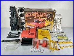 1981 MPC Road'Recker Tow Truck Action Snaps 116 Model Kit # 1-3502 Parts Lot