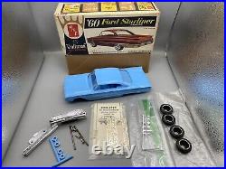 1/25 AMT 1960 Ford Starliner Hardtop + Photo Etch Parts Screw Bottom New Vintage