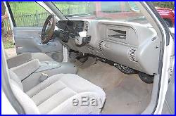 2000 Series Chevrolet 3/4 Ton Pickup Truck Extended Cab 2000 Model