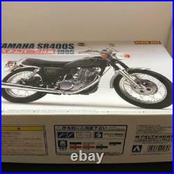 Aoshima Yamaha SR400S 1995 with Custom Parts 1/12 Naked Bike Model Kit #16300