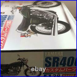 Aoshima Yamaha SR400S 1995 with Custom Parts 1/12 Naked Bike Model Kit #16300