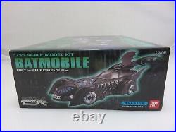 Bandai BATMOBILE Batman Forever Version 1/35 Scale Model Kit Sealed Parts