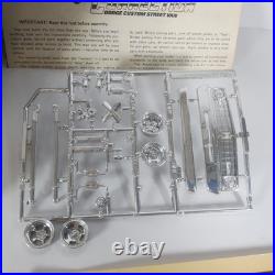Dodge Custom Street Van Street Connection MPC 125 Model Kit 1-0414 Parts Lot