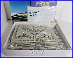 F-101B VooDoo 148 scale Kitty Hawk KH80114 vintage parts bags sealed