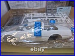 Fujimi 1/24 Ferrari 365GTB/4 Daytona Spyder Enthusiast Model with Etching Parts