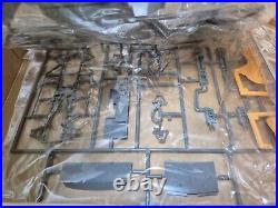 Fujimi 1/24 Ferrari 365GTB/4 Daytona Spyder Enthusiast Model with Etching Parts