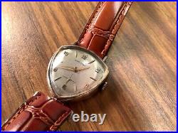 Hamilton mens watch winds not electric is a thor model mid century fix or parts