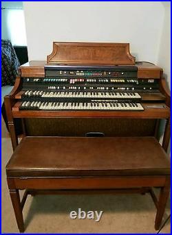 Hammond organ model 2312M for sale not working needs repair or for parts $250