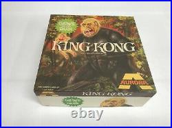 KING KONG Aurora 1972 GLOW IN THE DARK MODEL KIT Mint parts on trees