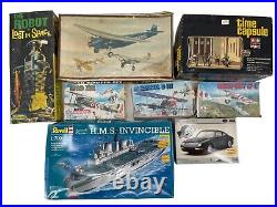 Lot OF 8 Vintage WW2 Plastic Model Plane aircrafts airplane kits Parts #V318