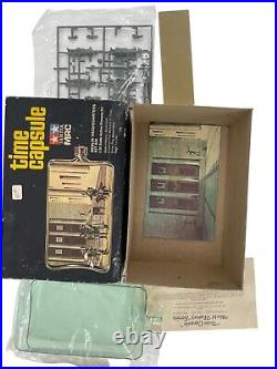 Lot OF 8 Vintage WW2 Plastic Model Plane aircrafts airplane kits Parts #V318