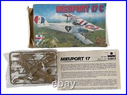 Lot OF 8 Vintage WW2 Plastic Model Plane aircrafts airplane kits Parts #V318