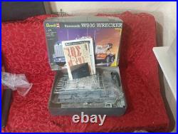 M36 VERY RARE sealed parts Revell Kenworth W900 Wrecker 124 Model Truck Kit