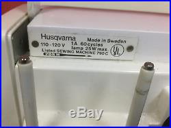 MINT! Viking HUSQVARNA Sewing Machine Model 64 40 complete withparts & Access