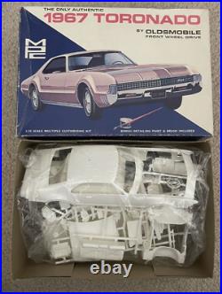MPC 1967 Oldsmobile Toronado 125 Scale Model Kit 1467-200 Complete Parts Bagged