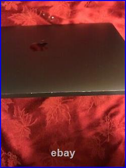 MacBook Pro 13.3 inch 2017 Model Space Gray. (Broken or for Parts)