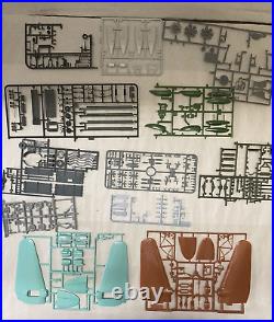 Military Model Kit Parts Over 100 Sprues Planes Tanks 1/72 1/35 4 Pounds