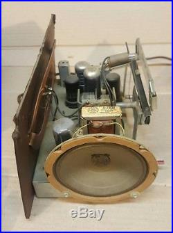 ORIGINAL VINTAGE 1949 COCA COLA COOLER AM RADIO / MODEL 5A410A Parts or Repair