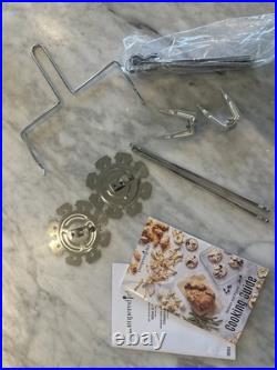 Pampered Chef Deluxe Air Fryer Model 100194 with Extra Parts and CookBook+manual