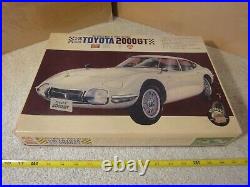 Rare! Vintage IMAI 1/16 scale Toyota 2000GT model car kit. Complete parts, piece