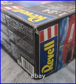 Revell 124 Ferrari F1 Team Truck & Racing Trailer Model Kit 07561 Sealed Parts