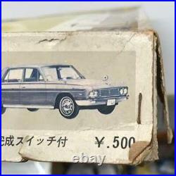 Sankyo 1/24 Scale Plastic Model Nissan President V8 with box from Japan Novelty