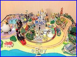 US Disney Parade Disneyland Diorama Model & Magazine Parts SET Miniature NEWF/S