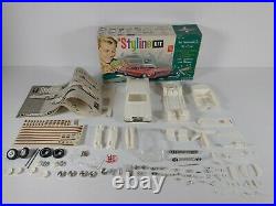 Valiant Hardtop SMP AMT 125 Model Kit By George Barris Parts Lot