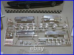 Vintage AMT 1967 Thunderbird H. T. 1/25 Model Kit 6227-170 New Open Box Parts