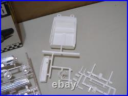 Vintage AMT 1967 Thunderbird H. T. 1/25 Model Kit 6227-170 New Open Box Parts