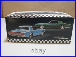 Vintage AMT 1967 Thunderbird H. T. 1/25 Model Kit 6227-170 New Open Box Parts