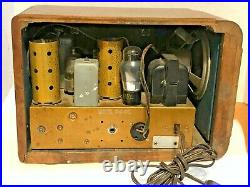 Zenith Racetrack Dial Tube Radio Model 5-S-319 for parts or repair